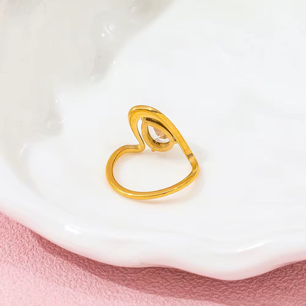 Pear Wave Ring