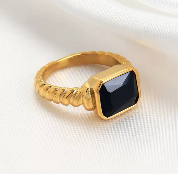 Twisted Ring