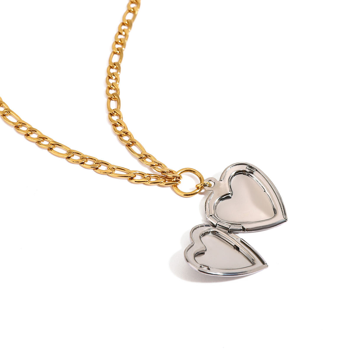 Amore Locket